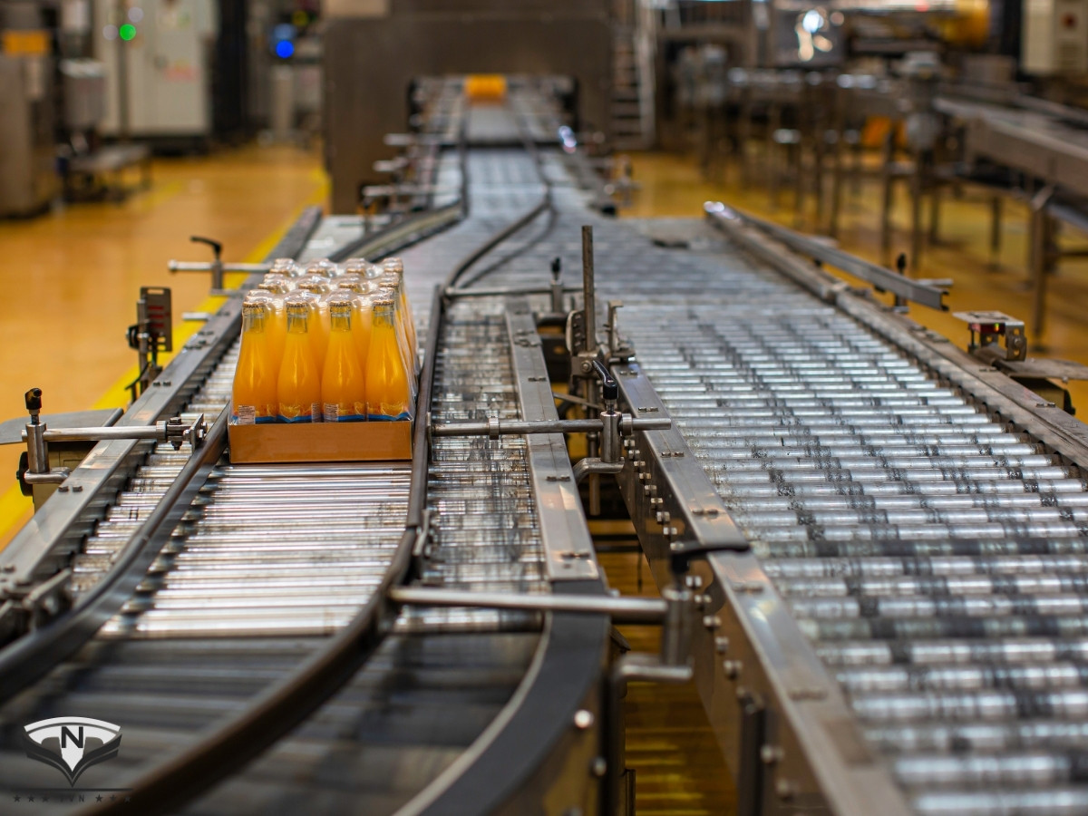 Băng tải con lăn Inox chịu tải trọng lớn dùng trong nhà máy đồ uống và kho lạnh thực phẩm